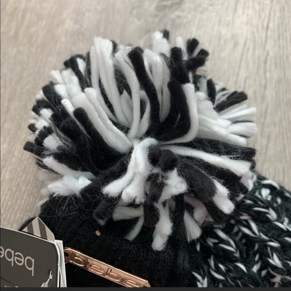 NWT Bebe Pom-Pom Hat and Gloves Set - Picture 5 of 5
